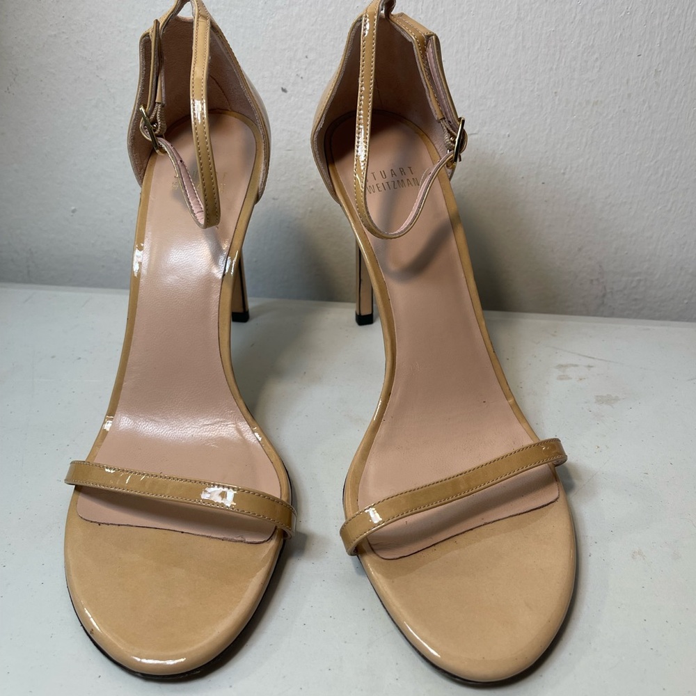 ❤️ Stuart Weitzman Nudistsong Patent Sandal❤️ Size: 8.5